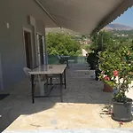 Toma's סרנדה