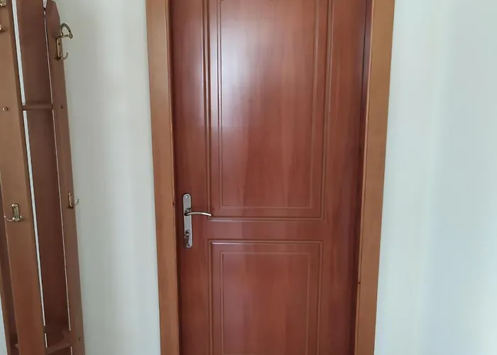 Toma's Sarandë