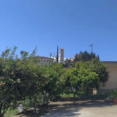Toma's Sarandë